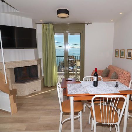 East & West Seaside Apartments Gialtra Extérieur photo