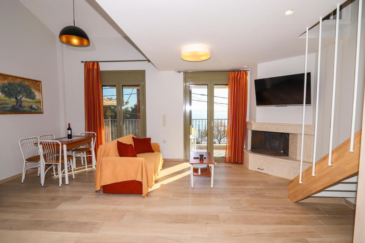East & West Seaside Apartments Gialtra Extérieur photo